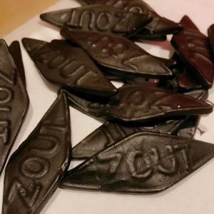 Dutch Licorice Diamonds large